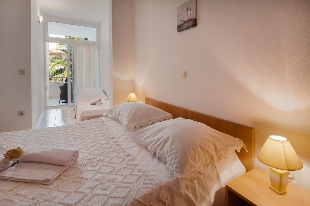 House Marta Appartement Baška Voda Kamer foto